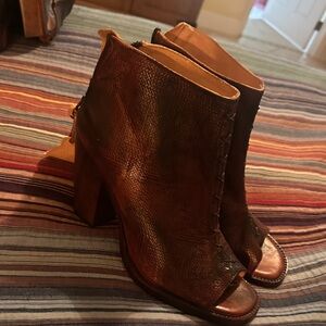 BED|STU Distressed Brown Leather Heeled Boots